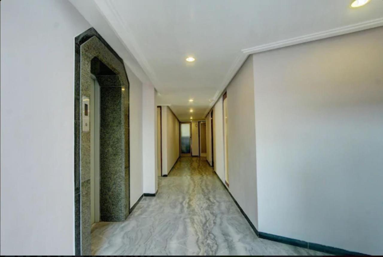 Hotel Padmam Madurai Eksteriør bilde