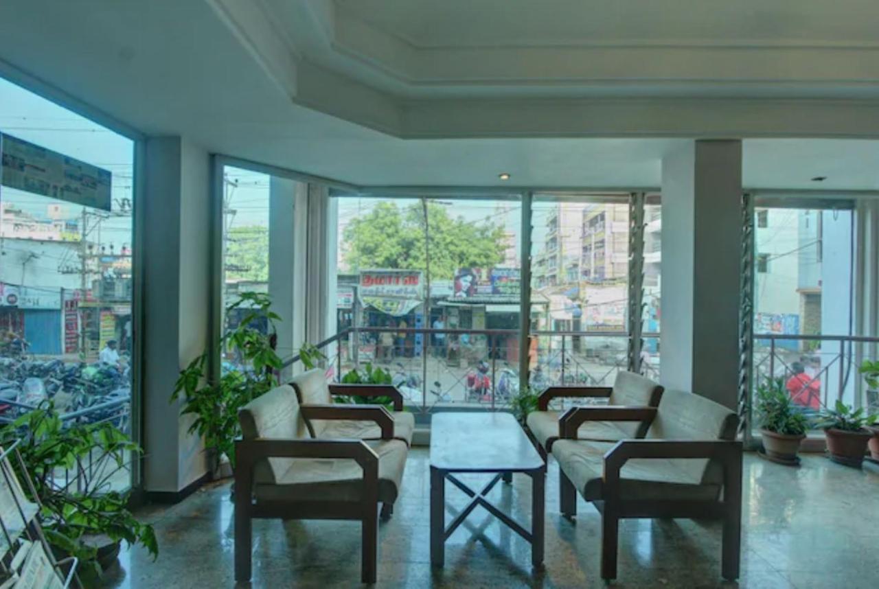 Hotel Padmam Madurai Eksteriør bilde
