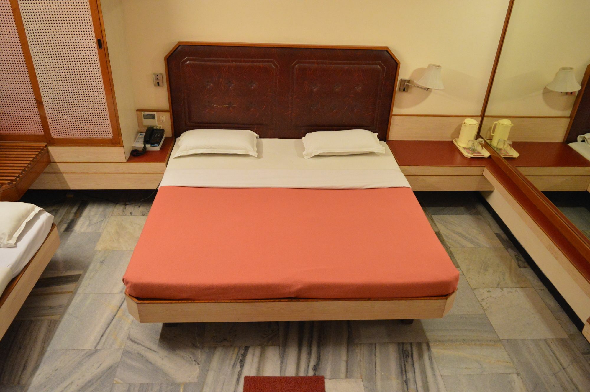 Hotel Padmam Madurai Eksteriør bilde